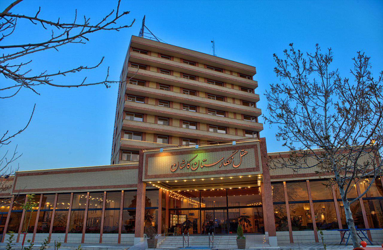 اندیشه داران ابد کوشا