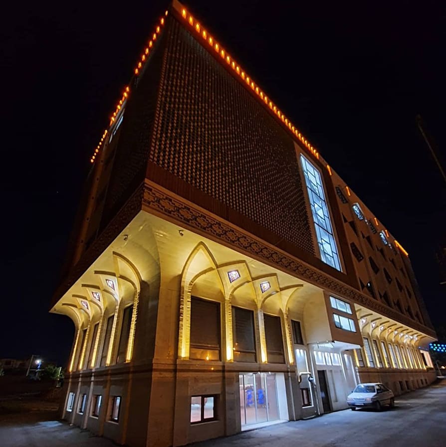 اندیشه داران ابد کوشا